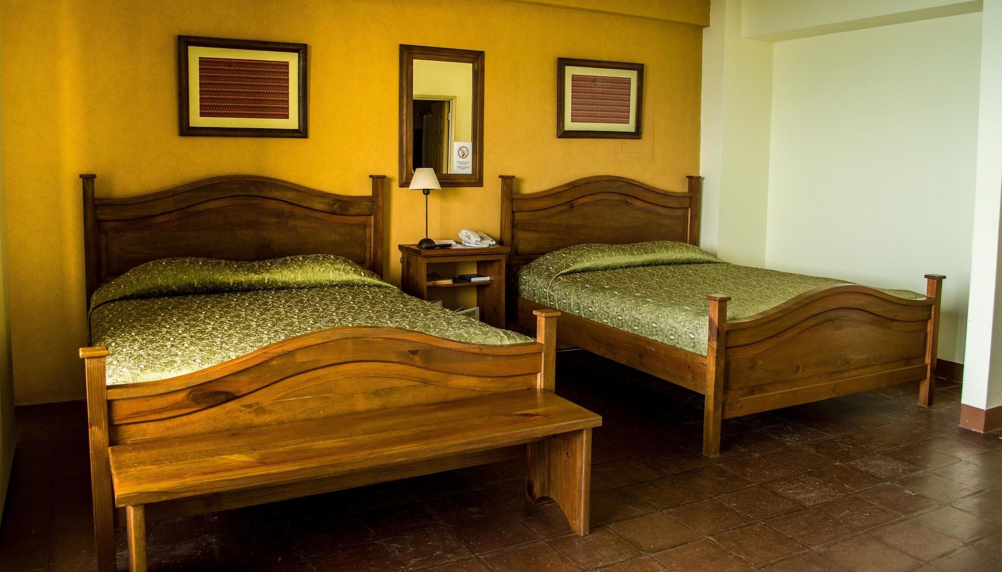 Hotel La Riviera De Atitlan Панахачел Екстериор снимка