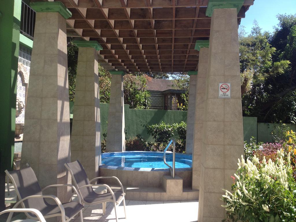 Hotel La Riviera De Atitlan Панахачел Екстериор снимка