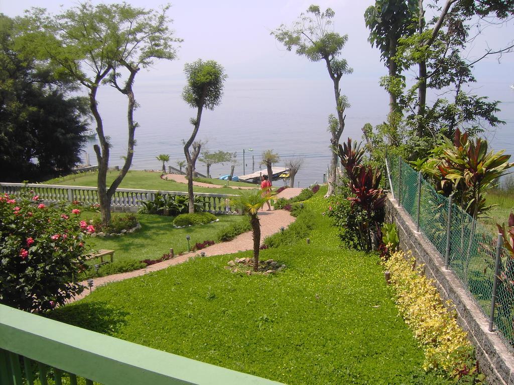 Hotel La Riviera De Atitlan Панахачел Екстериор снимка
