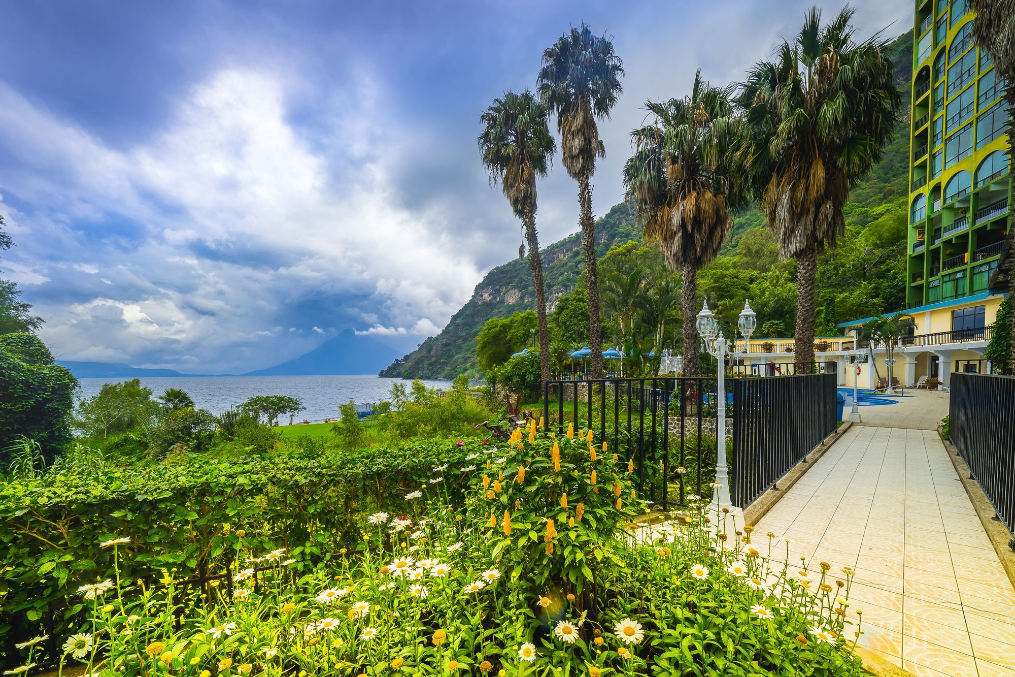 Hotel La Riviera De Atitlan Панахачел Екстериор снимка