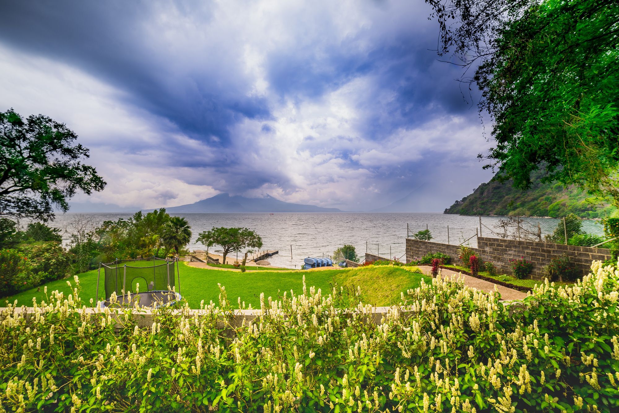Hotel La Riviera De Atitlan Панахачел Екстериор снимка